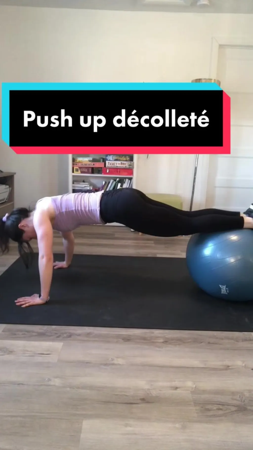 @fitnessfanny #pushups #pectoraux #pectoral #grandpectoral