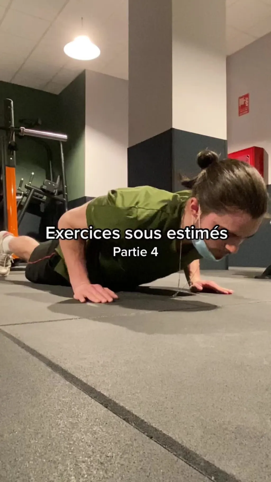 @elnevski Exercice incroyable pour les triceps! #fitnessfrance