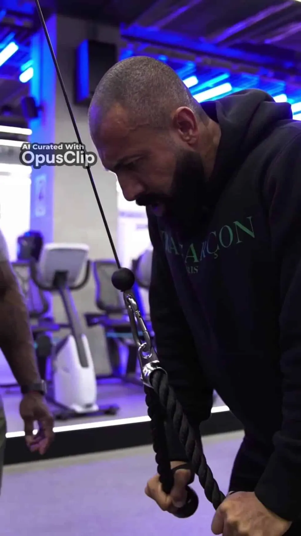 @gymbro_zodiak Le meilleur Exo pour avoir des gros triceps .