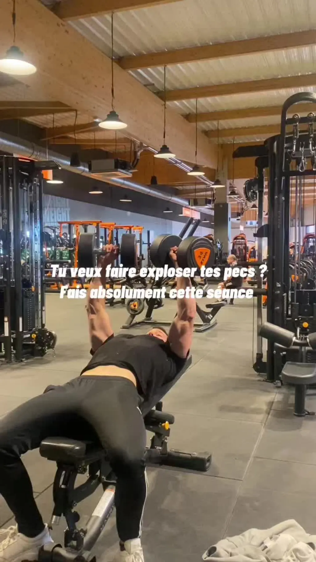 @theoo.lrt Cette séance pecs va t’anéantir #exercicepectoraux